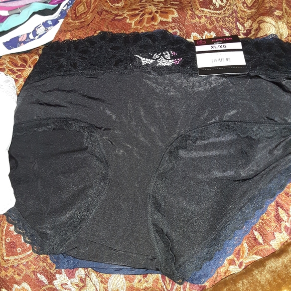 SOLD - Picture 3 of 4